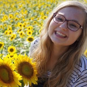 Meet your Posher, Rebekah